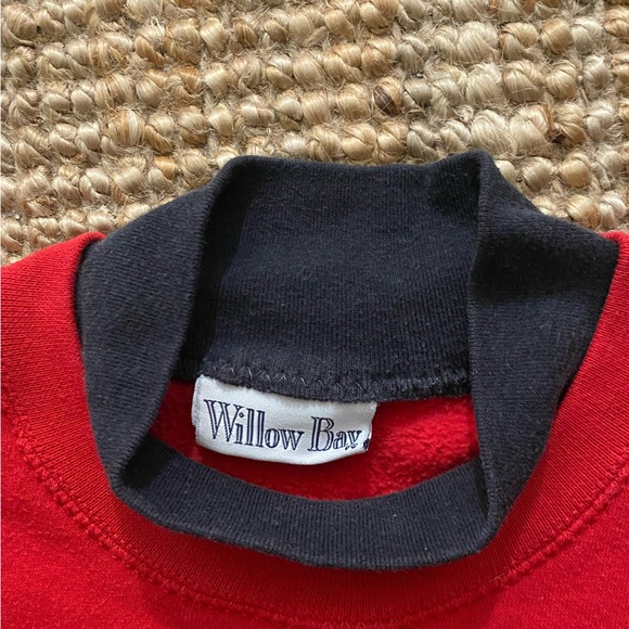 Vintage Willow Bay embroidered Winsconsin crew neck - Picture 2 of 3